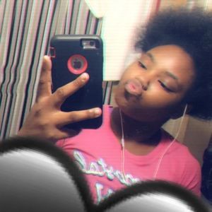 Meet your Posher, Reneshia